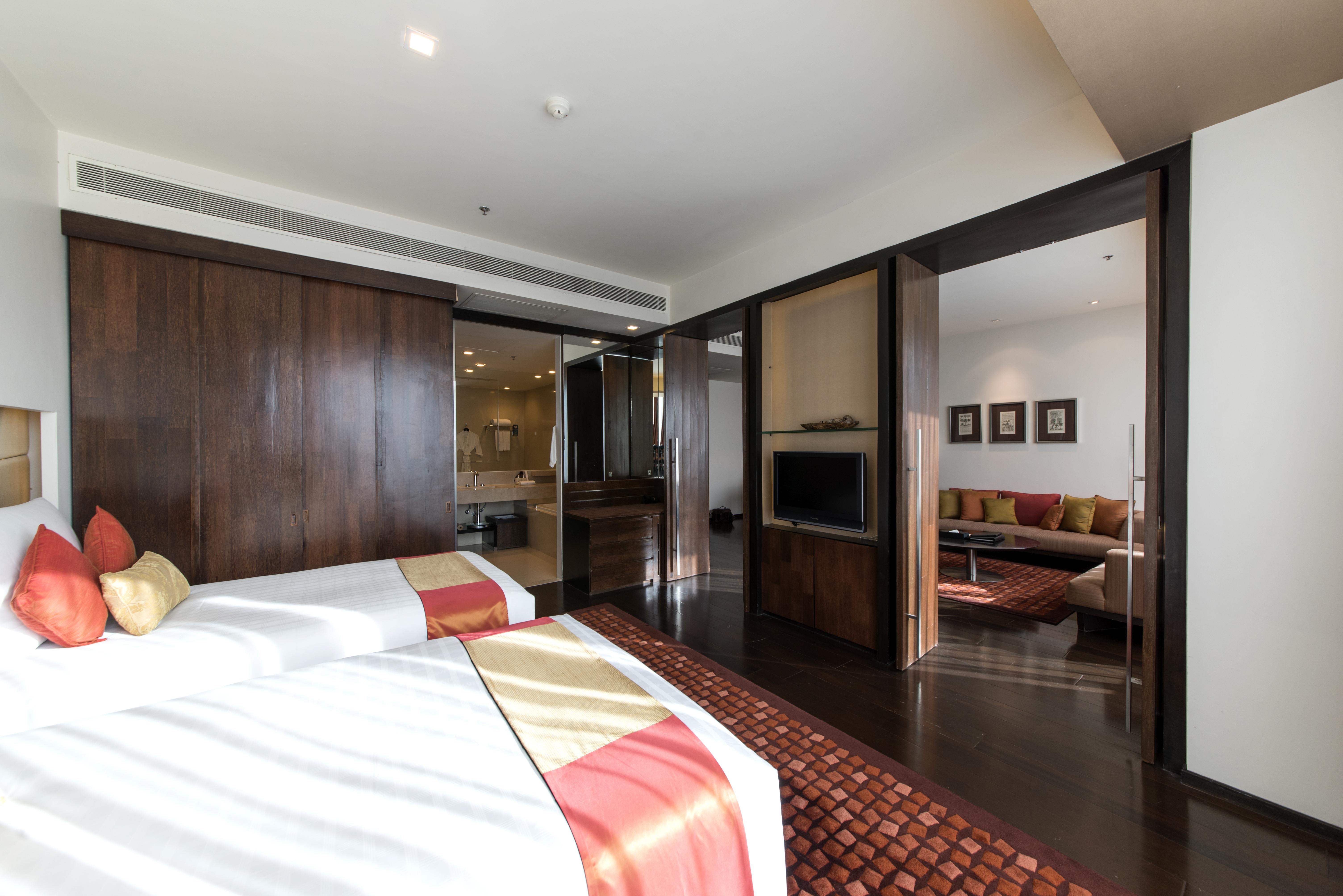 Vie Hotel Bangkok - Mgallery Collection Exterior photo Suite at The Oberoi, Mumbai
